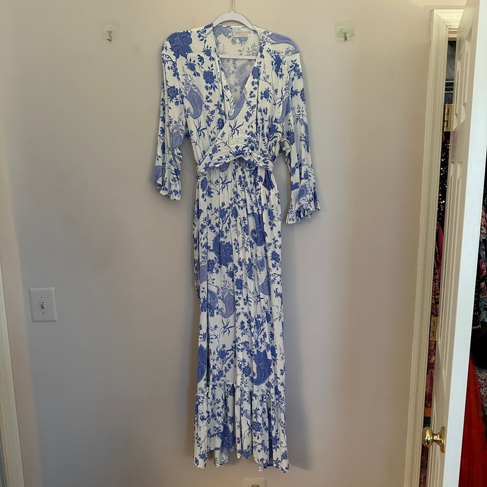 ACCEPTING ALL OFFERS Blue and White Floral midi Dress plus wrap us 18 2xl